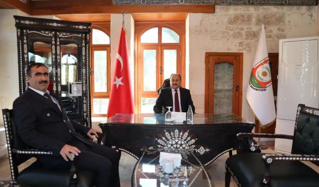 Taşlıçay Belediye Başkanı Budak, Şanlıurfa Büyükşehir Belediye Başkanı Gülpınar'ı ziyaret etti