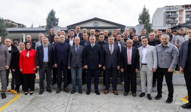 Kocaeli'de Başkan Büyükakın Ordulular Derneği ile buluştu