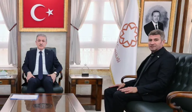 Mardin'de Hak-İş ve Hizmet-İş Sendikası'ndan Vali Akkoyun'a teşekkür