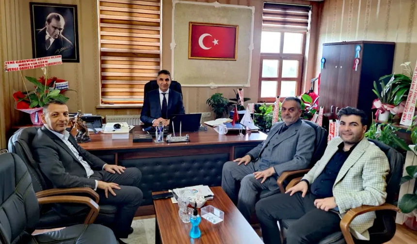 AİÇÜ Rektör Yardımcısı Prof. Dr. Erdal Yılmaz’a Hayırlı Olsun Ziyareti: Ağrı’nın Geleceği ve Üniversite-Halk Bütünleşmesi Konuşuldu