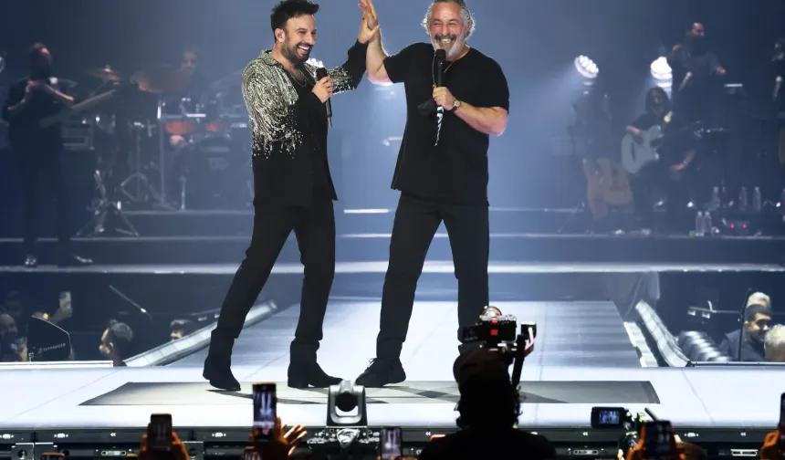 Tarkan ve Cem Yılmaz'dan efsane düet